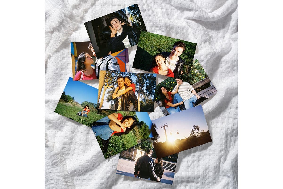 Fujifilm Quicksnap Flash One-Time-Use Disposable Camera (27 Exposures)