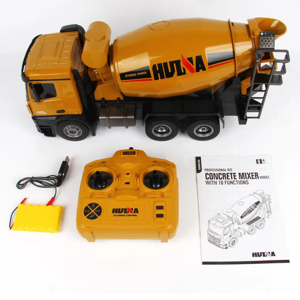 Huina 1574 R/C Truck