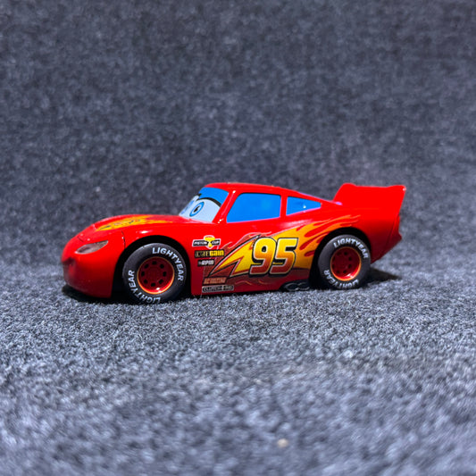 lightning mcqueen diecast with smoke