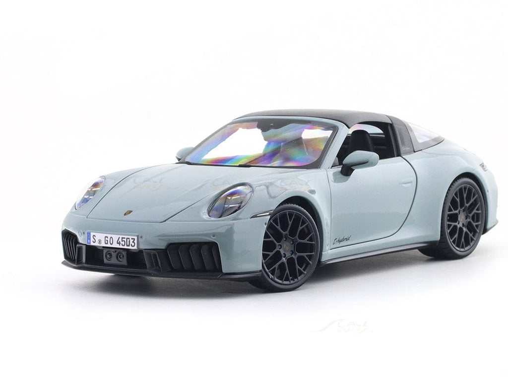 Porsche 911 Targa 4 GTS (992.2) 1/18